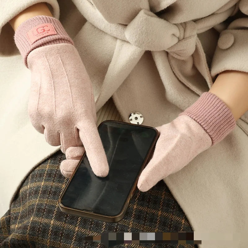 Cashmere-Blend Touchscreen Gloves